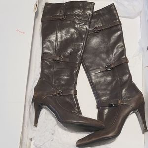 Brown Leather boots size 7.5M